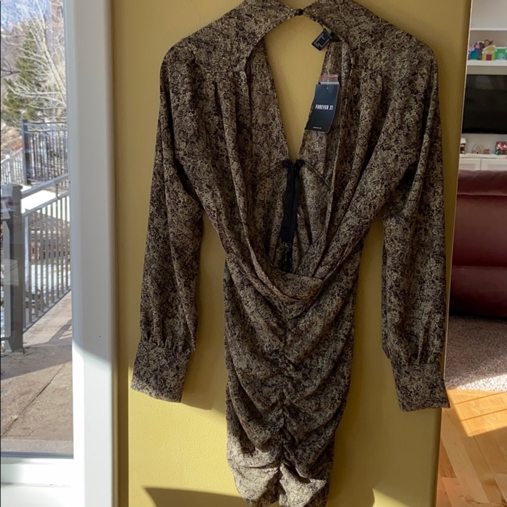 💋2/$30💋 NWT Forever 21 women’s dress